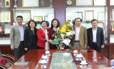 Miễn nhiệm chức danh Phó Tổng giám đốc Công ty CP Traphaco với Bà Hoàng Thị Rược